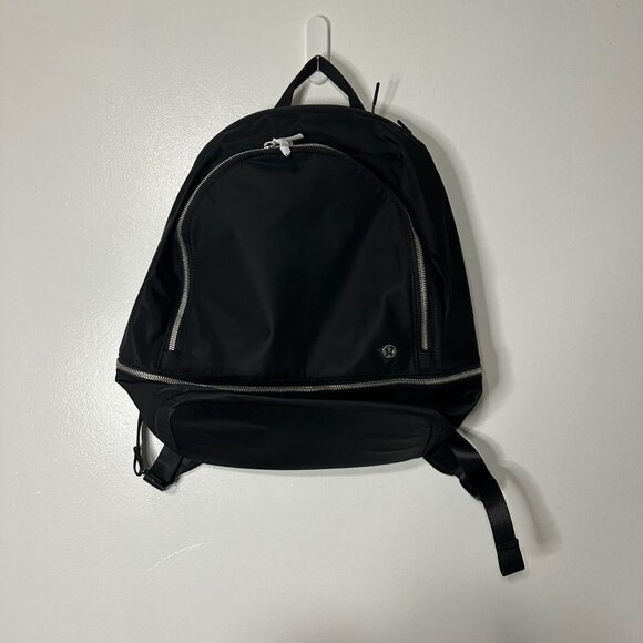 NWOT Lululemon City Adventurer Backpack 20L - Picture 4 of 11